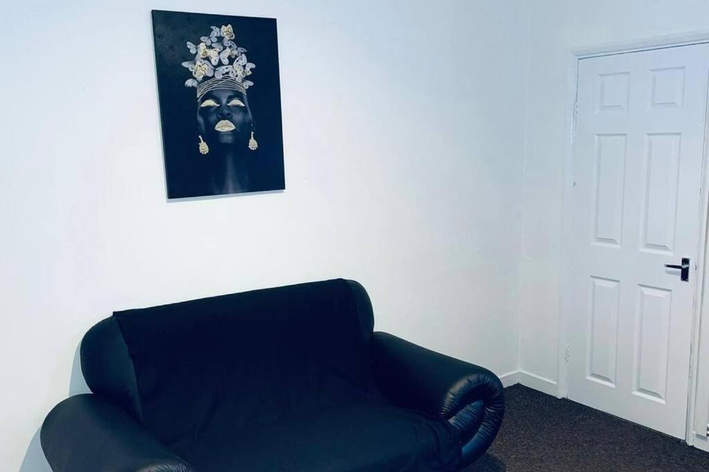 Comfortable Town House In Coventry City Centre Villa Dış mekan fotoğraf