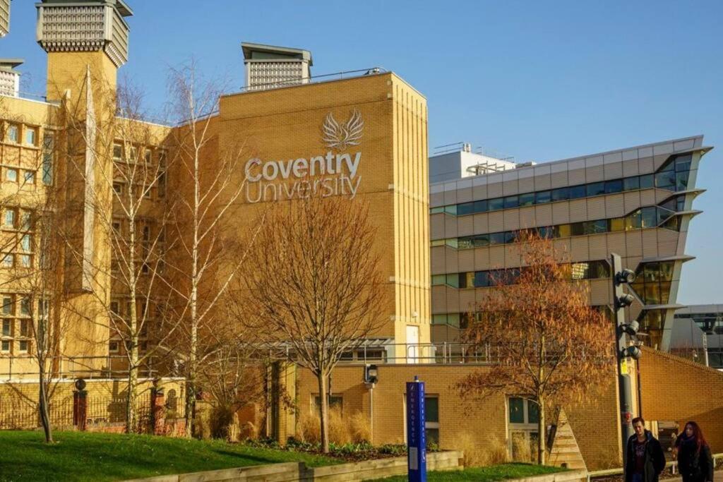 Comfortable Town House In Coventry City Centre Villa Dış mekan fotoğraf